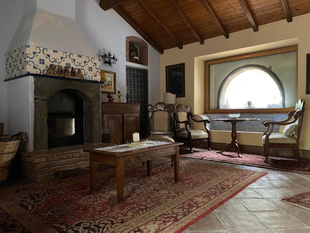 بيديمونتي إتنيو Bed And Breakfast Il Glicine المظهر الخارجي الصورة
