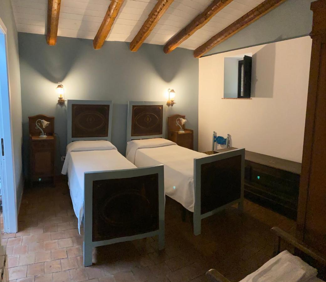 بيديمونتي إتنيو Bed And Breakfast Il Glicine المظهر الخارجي الصورة