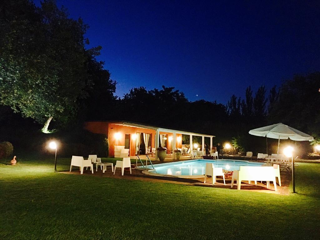 بيديمونتي إتنيو Bed And Breakfast Il Glicine المظهر الخارجي الصورة